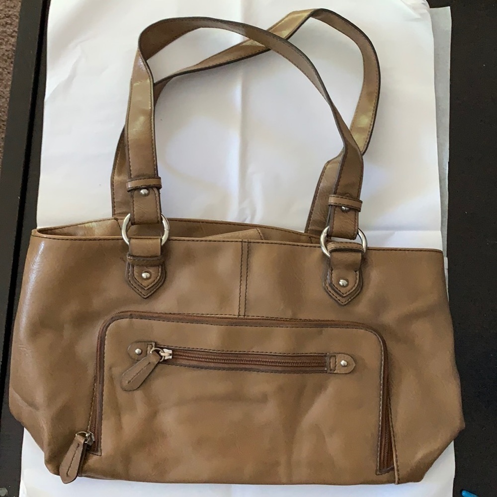 Liz Claiborne Villager purse / Bag. Good condition